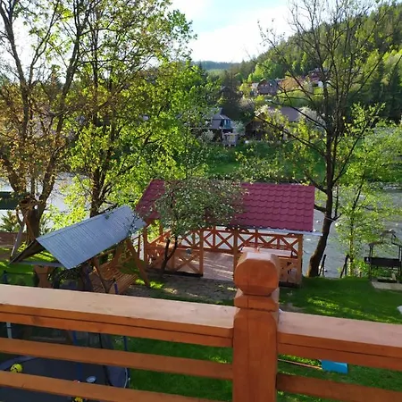 Модрина Casa de Férias Yaremche